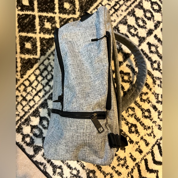 Lululemon City Adventurer Backpack Heathered Black Gray Large Unisex - Picture 2 of 6